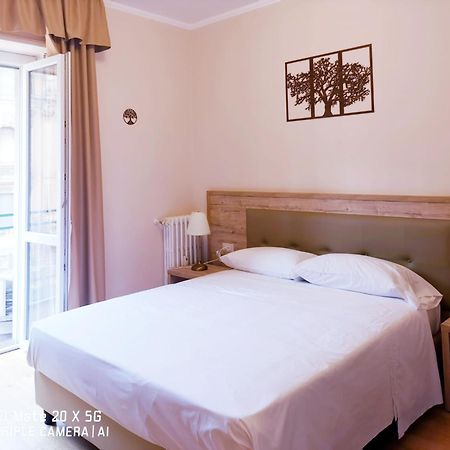Guesthouse Central Station Group - Via Ponte Seveso 18 Милано Екстериор снимка