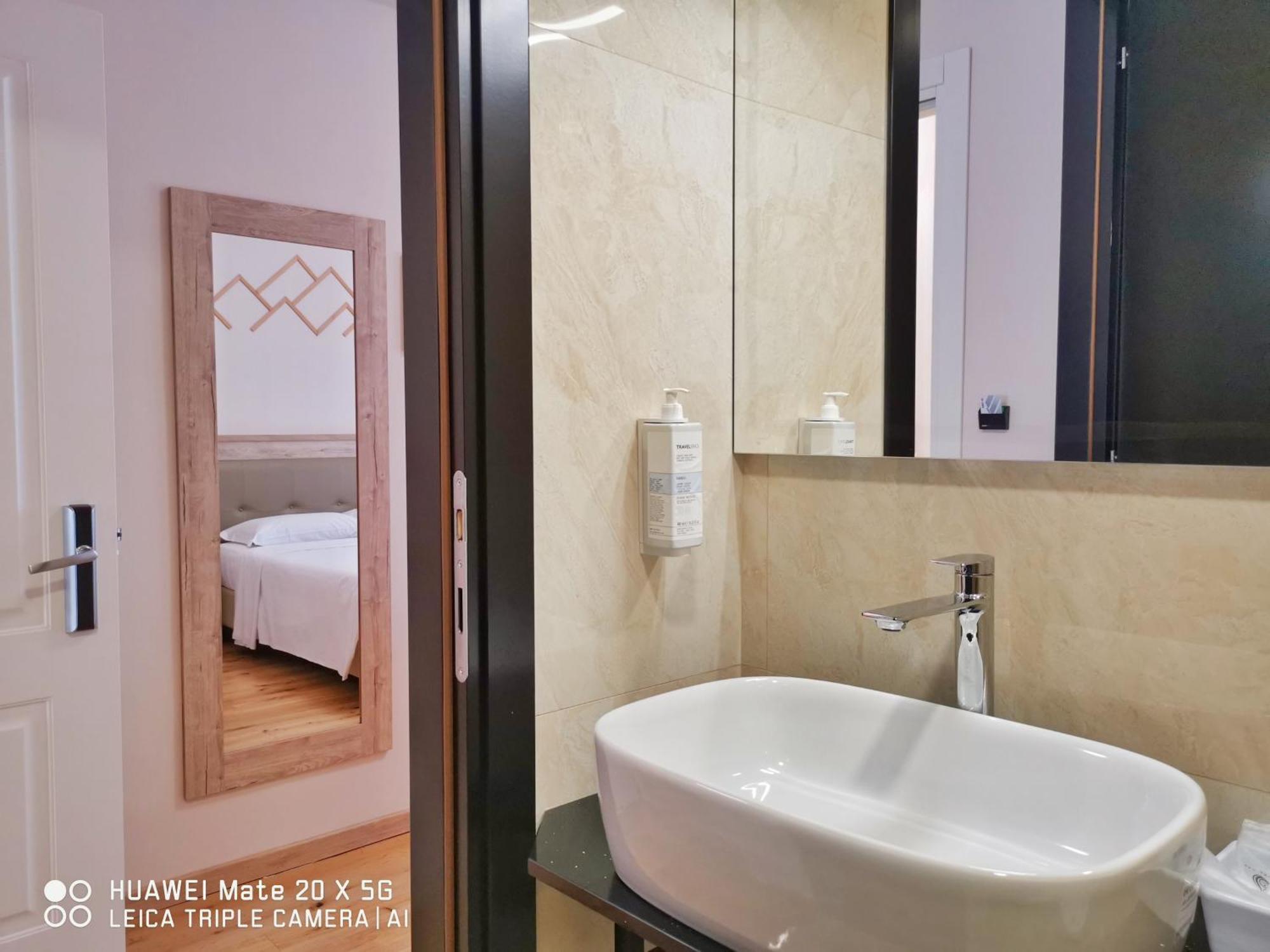 Guesthouse Central Station Group - Via Ponte Seveso 18 Милано Екстериор снимка